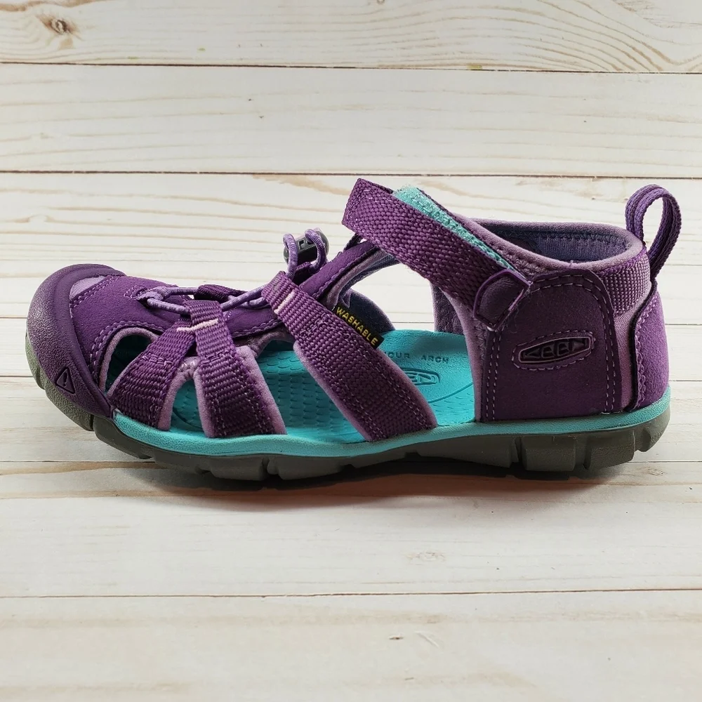 KEEN Youth Size‎ 2 Purple Seacamp II CNX Majesty Tibetan Stone Sandals 1020701